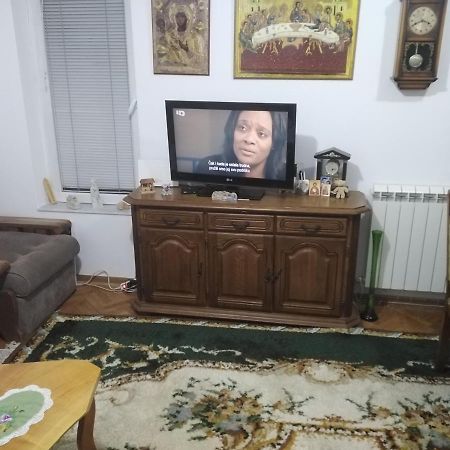 Kraljevski Apartman Kraljevo Bagian luar foto