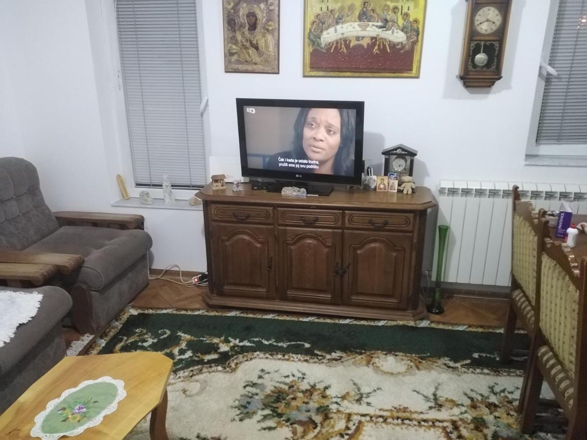Kraljevski Apartman Kraljevo Bagian luar foto